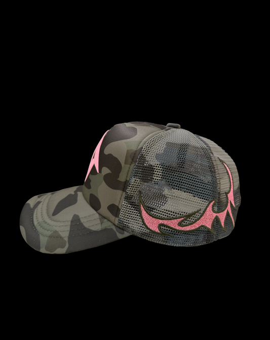 THE CAMO TRUCKER