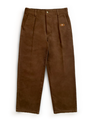 Le pantalon cardo brun