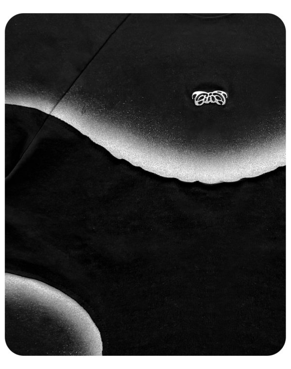 Aura Tee