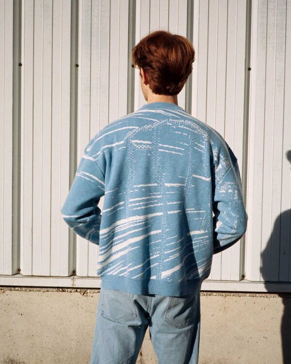 MULTI-DIMENSION KNIT BLUE
